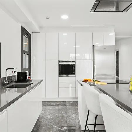 Apartment Noir Luxury Residences By Nomads